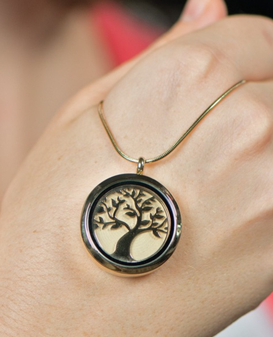 An Elegant Collection of Jewelry and Keepsakes for the Cremated Remains of your Loved One